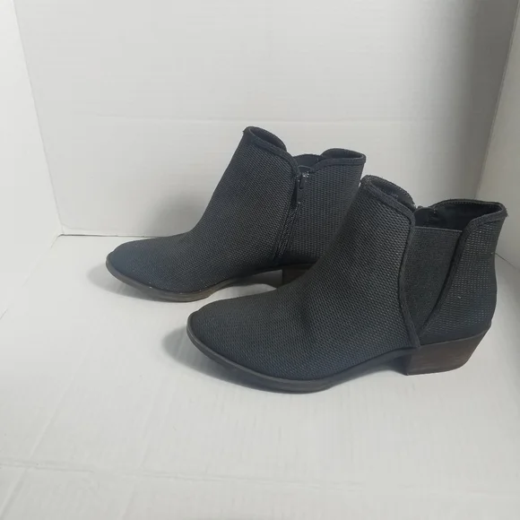 KENSIE GRAY HEELED ANKLE BOOT SIZE 7.5 - Picture 5 of 16